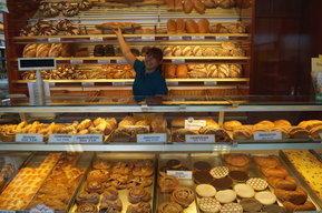 Ladenverkauf der Bäckerei Gürsching